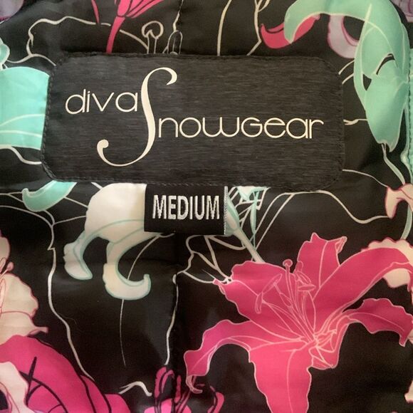 Divas Snowgear Lily Collection Jacket- Medium - Picture 8 of 10